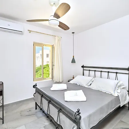 Maria 3* Νάουσα